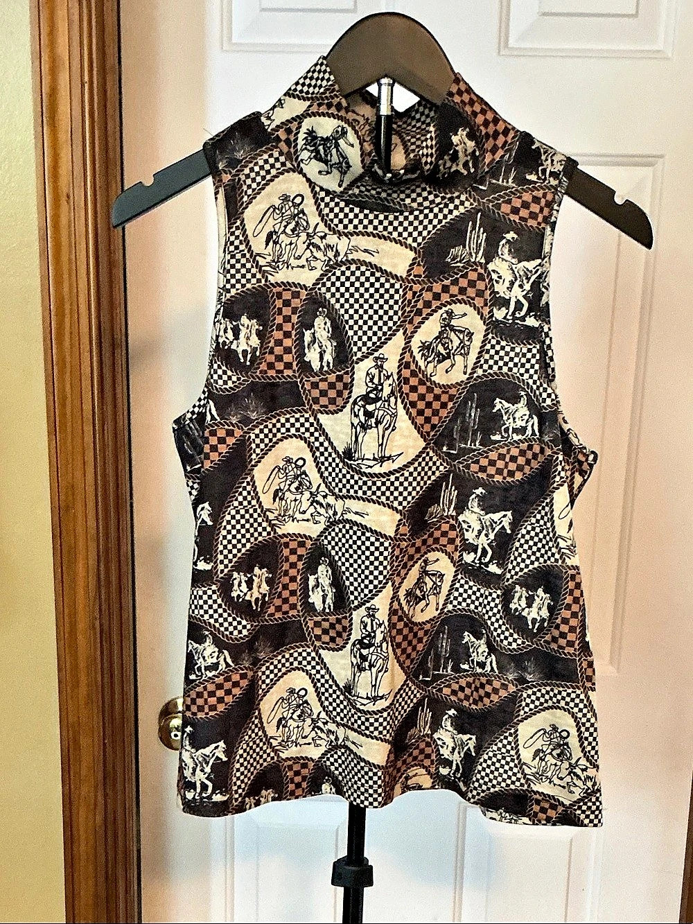 Women's Printed Sleeveless Tank Top in Black & Brown NWT
